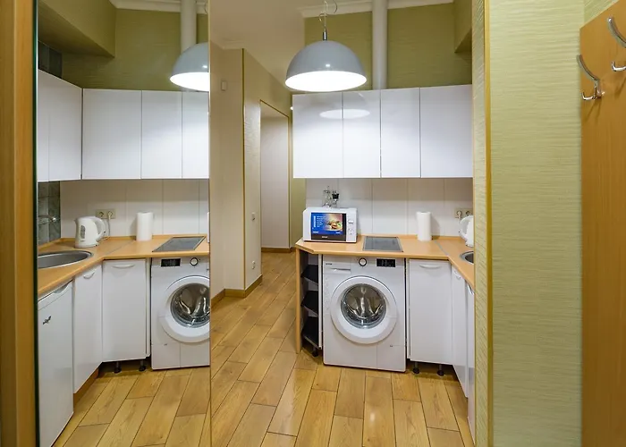 Apartment On Svobody Avenue 25 *