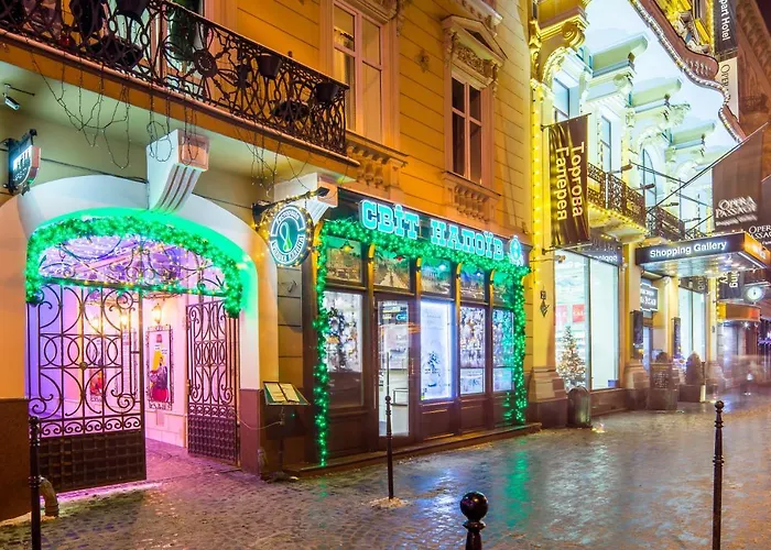 On Svobody Avenue 25 Apartment